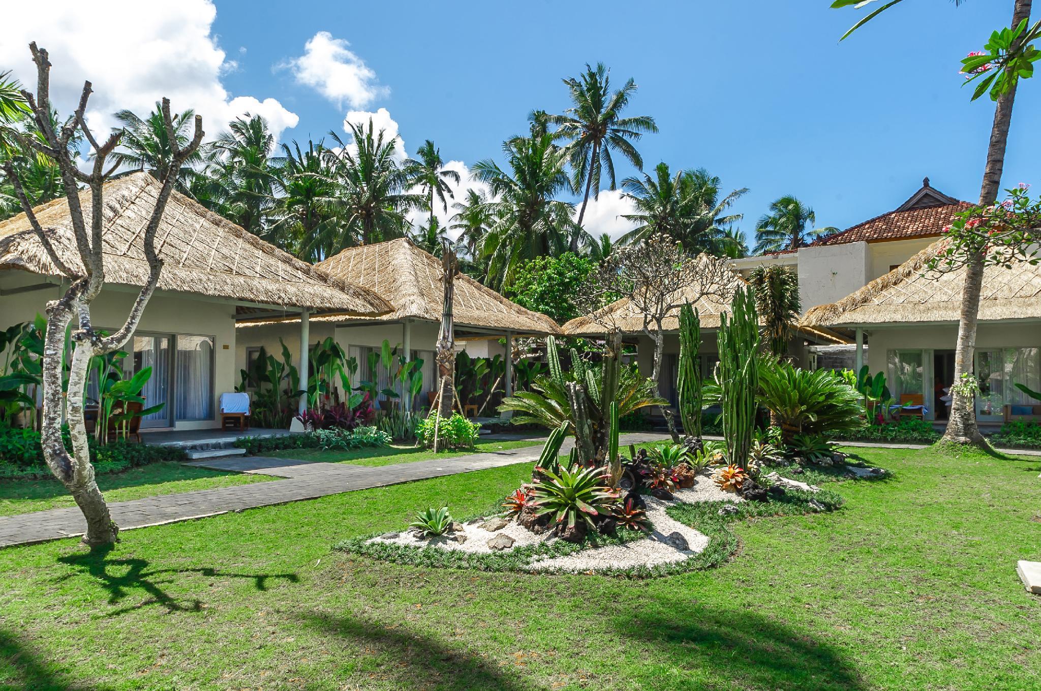 Nirwana Beach & Resort Candi Dasa  Exterior photo